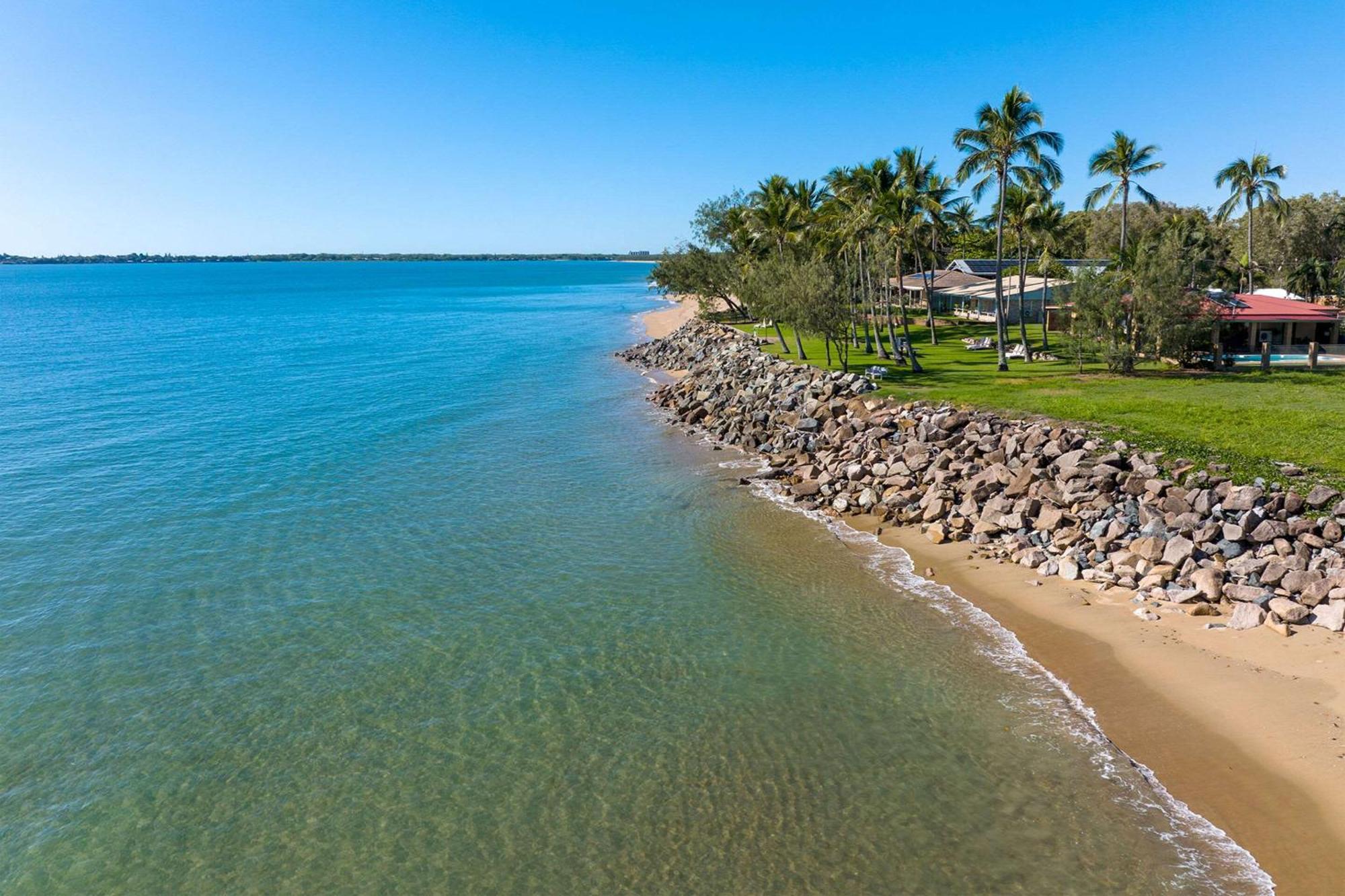 Comfort Resort Blue Pacific Mackay Exterior photo