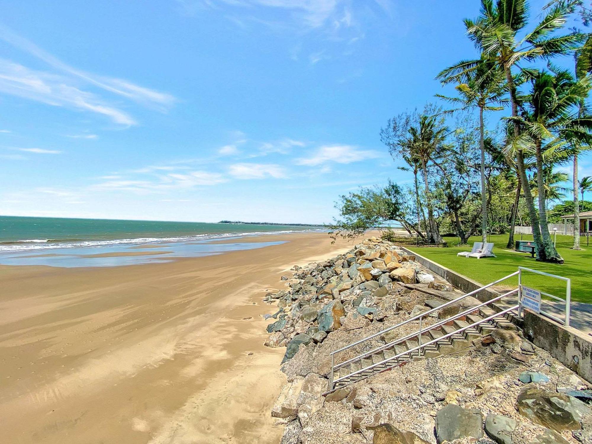 Comfort Resort Blue Pacific Mackay Exterior photo